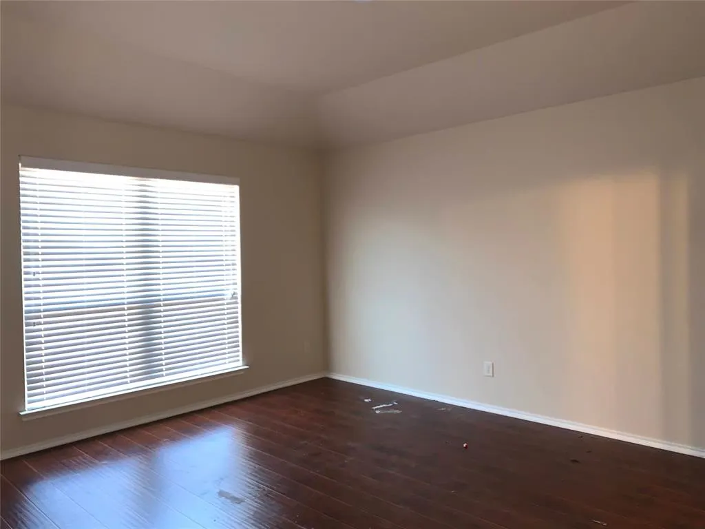 405 Sandy Lane