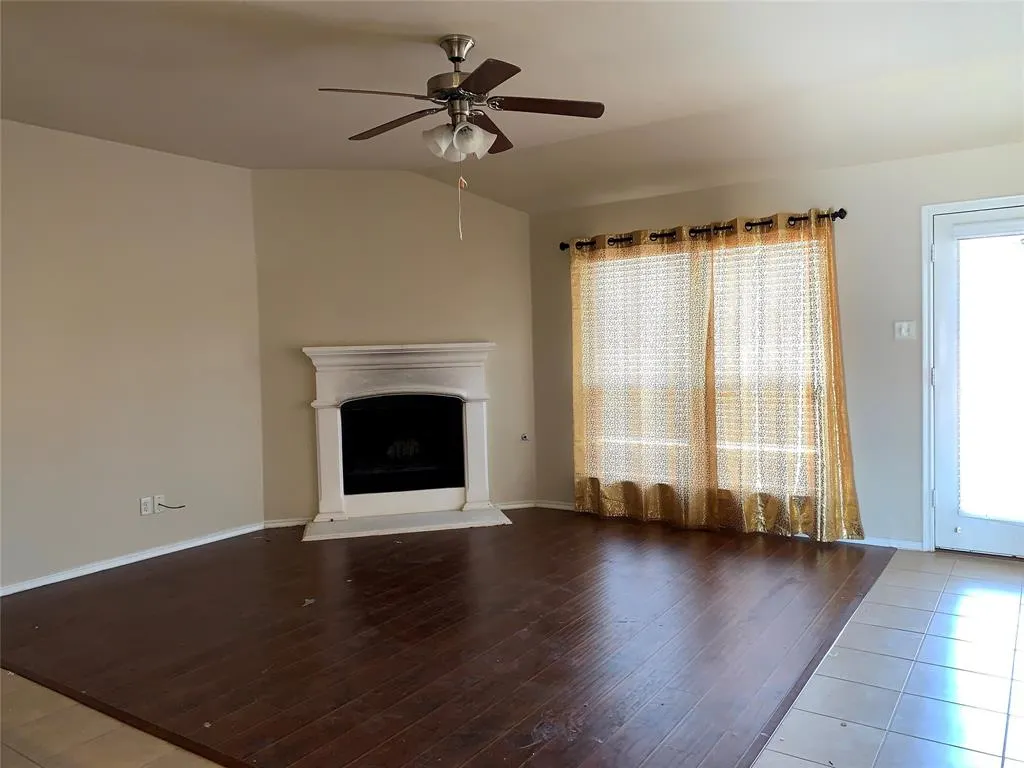 405 Sandy Lane