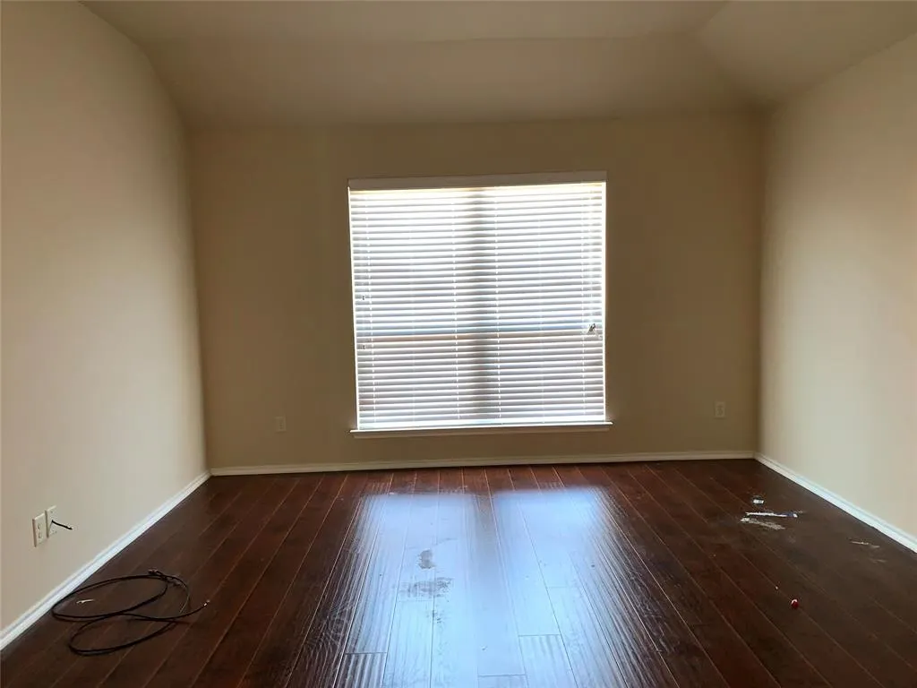 405 Sandy Lane