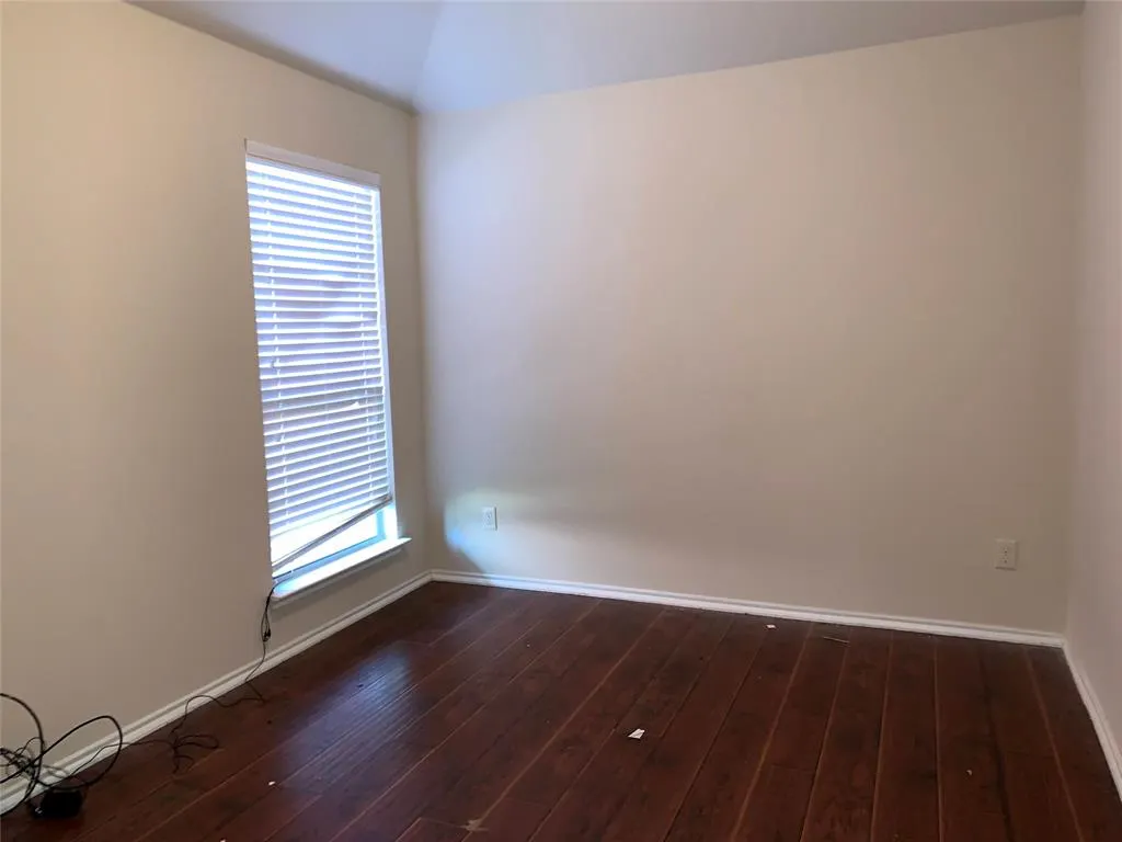 405 Sandy Lane