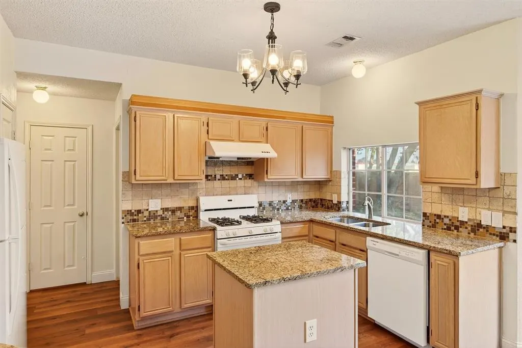 3100 Verbena Drive