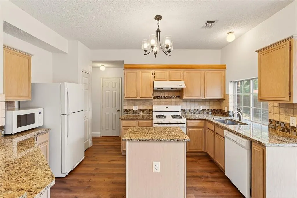 3100 Verbena Drive