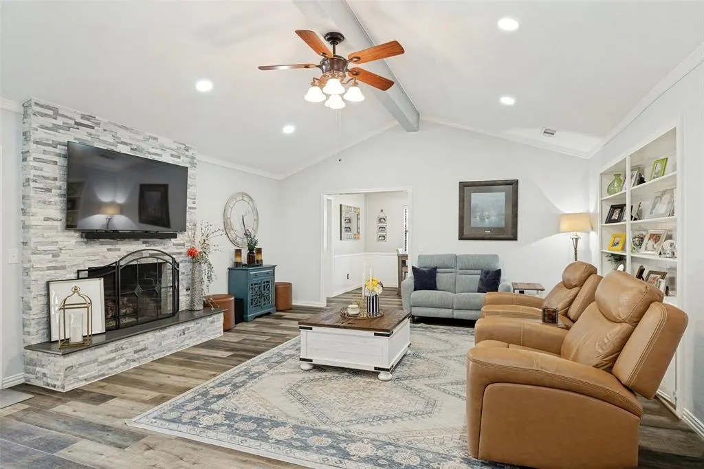 2617 Pinehurst Drive