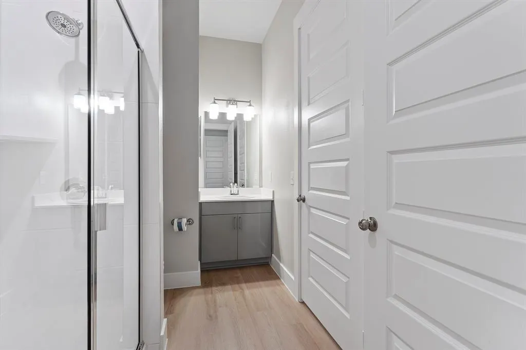 579 LLOYDS ROAD #1104A