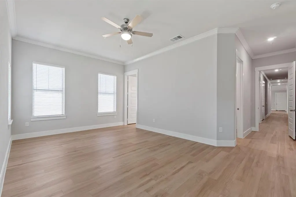 579 LLOYDS ROAD #1104A