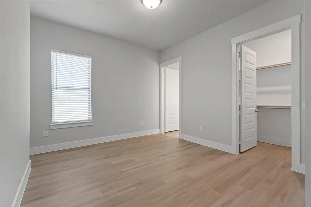 579 LLOYDS ROAD #1104A