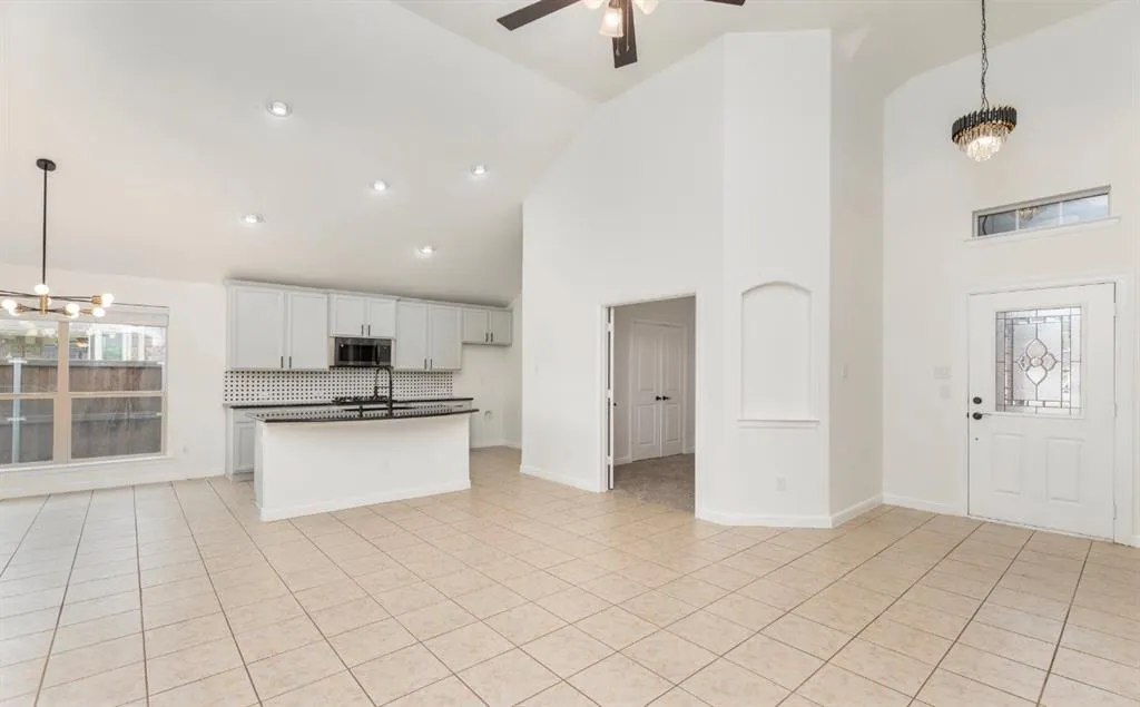 1413 Nightingale Drive
