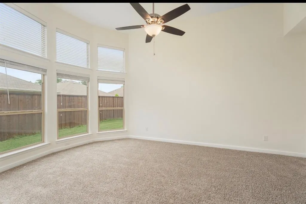 1413 Nightingale Drive