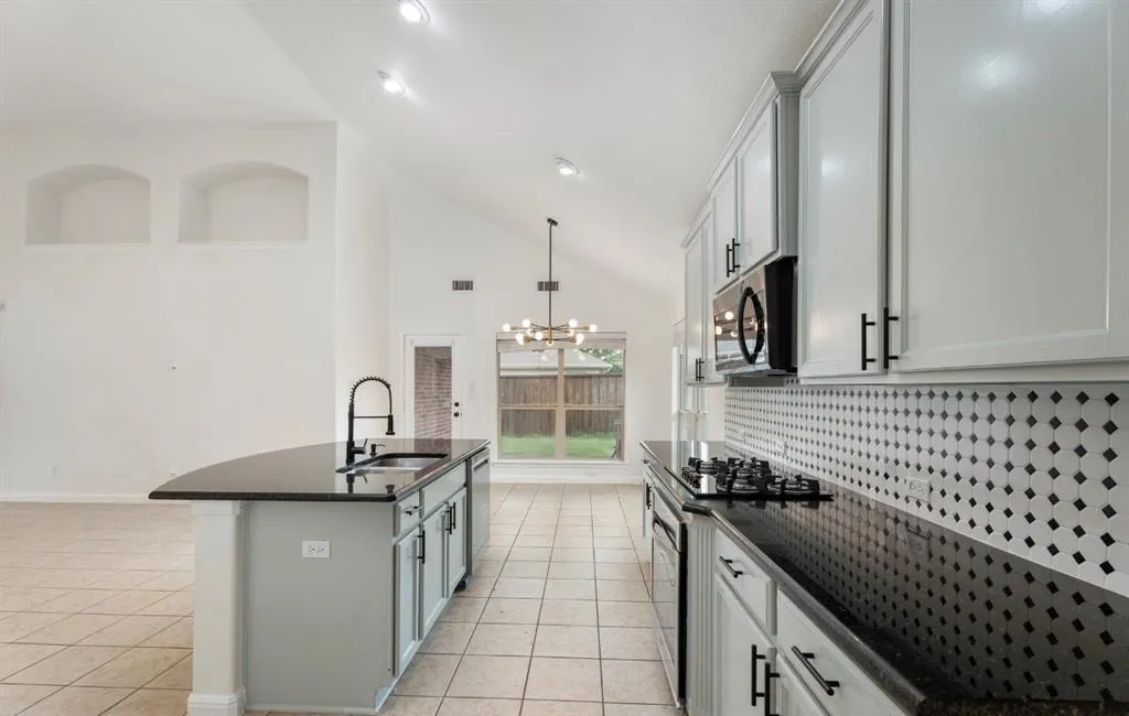 1413 Nightingale Drive