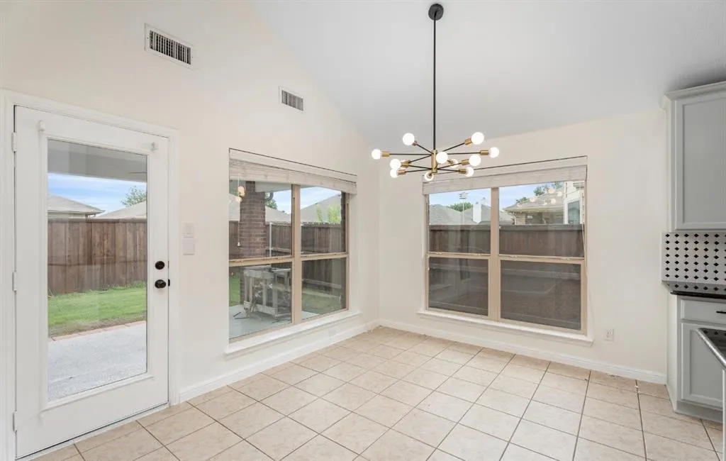 1413 Nightingale Drive