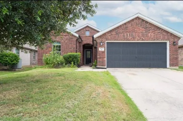 1413 Nightingale Drive