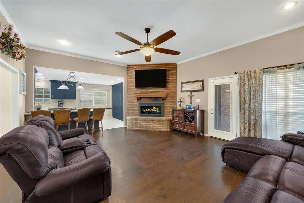8607 County Road 419