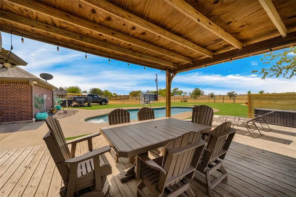 8607 County Road 419