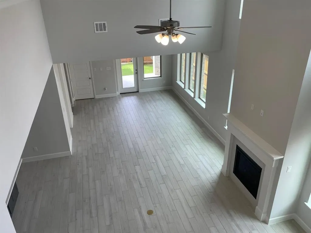 2616 Griffith Mews