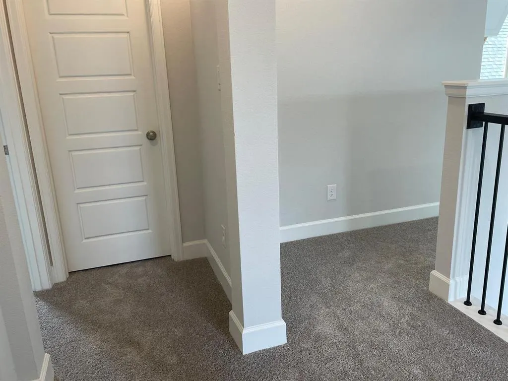 2616 Griffith Mews