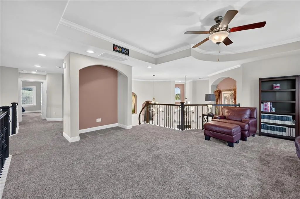 810 Walworth Drive