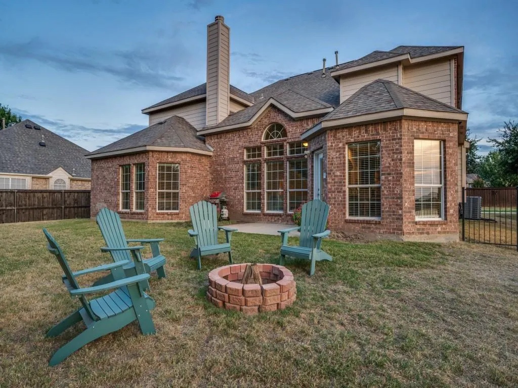 2603 Stallions Lane