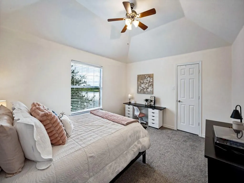 2603 Stallions Lane