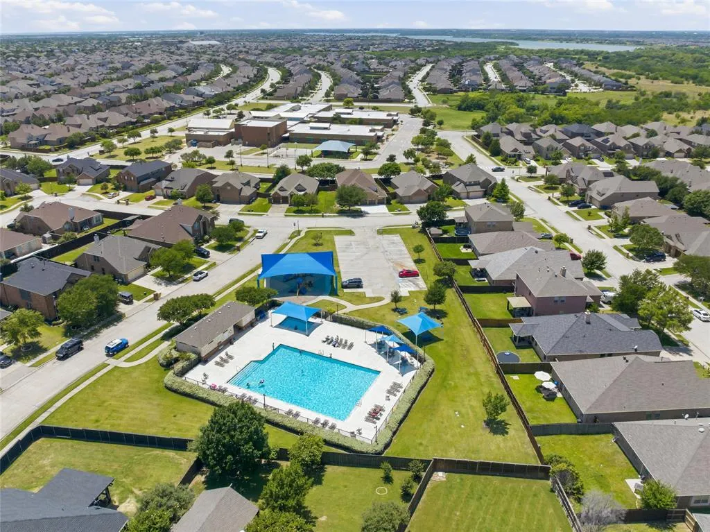 3229 Horizons Drive