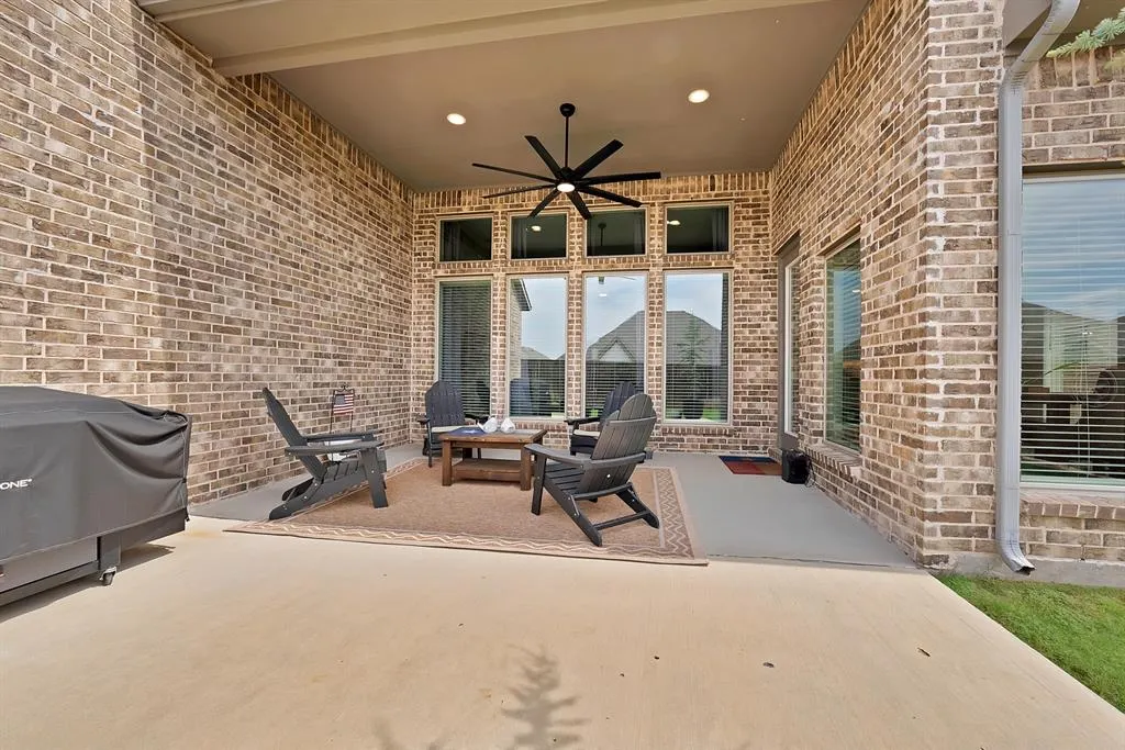 3817 Redbud Drive