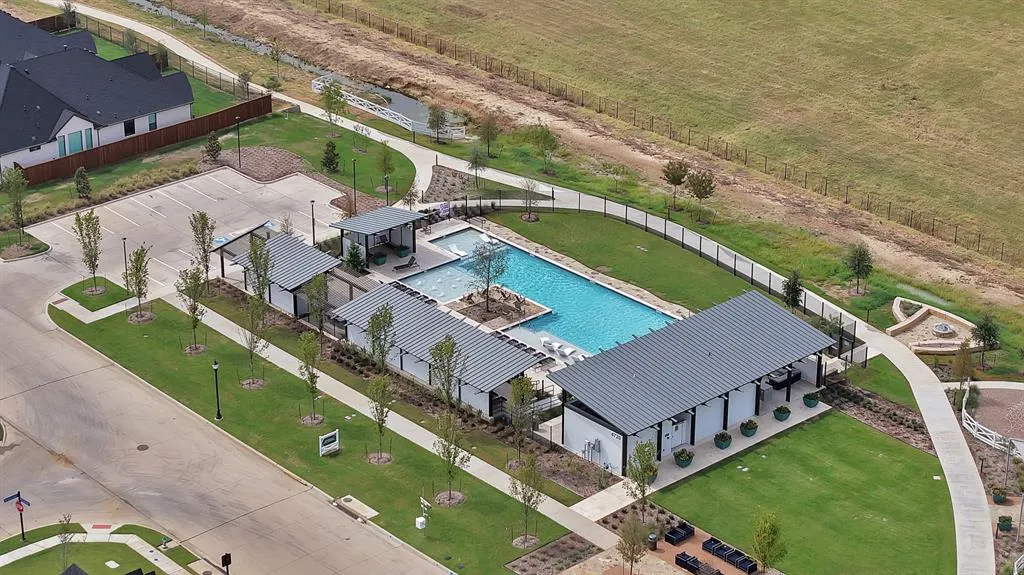3817 Redbud Drive