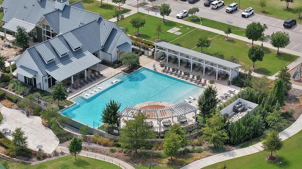 3817 Redbud Drive