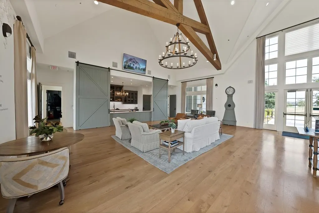 3817 Redbud Drive