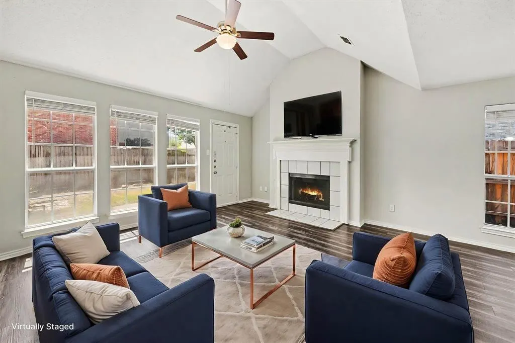 708 Willow Oak Drive