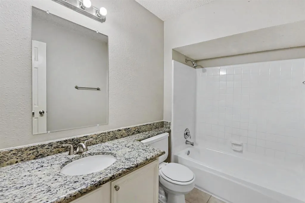 708 Willow Oak Drive