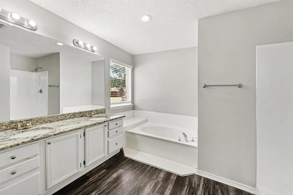 708 Willow Oak Drive