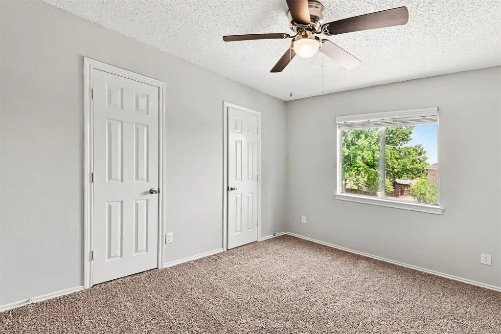 708 Willow Oak Drive