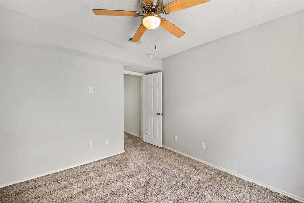 708 Willow Oak Drive