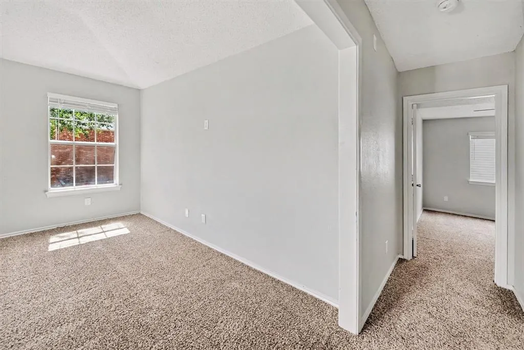 708 Willow Oak Drive