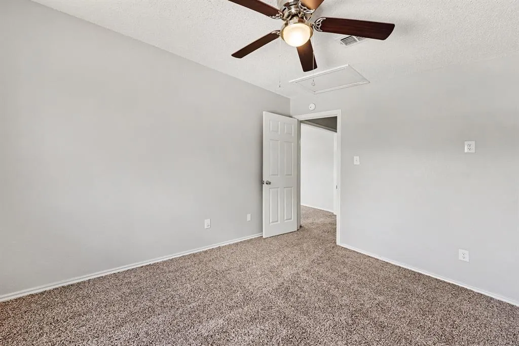 708 Willow Oak Drive