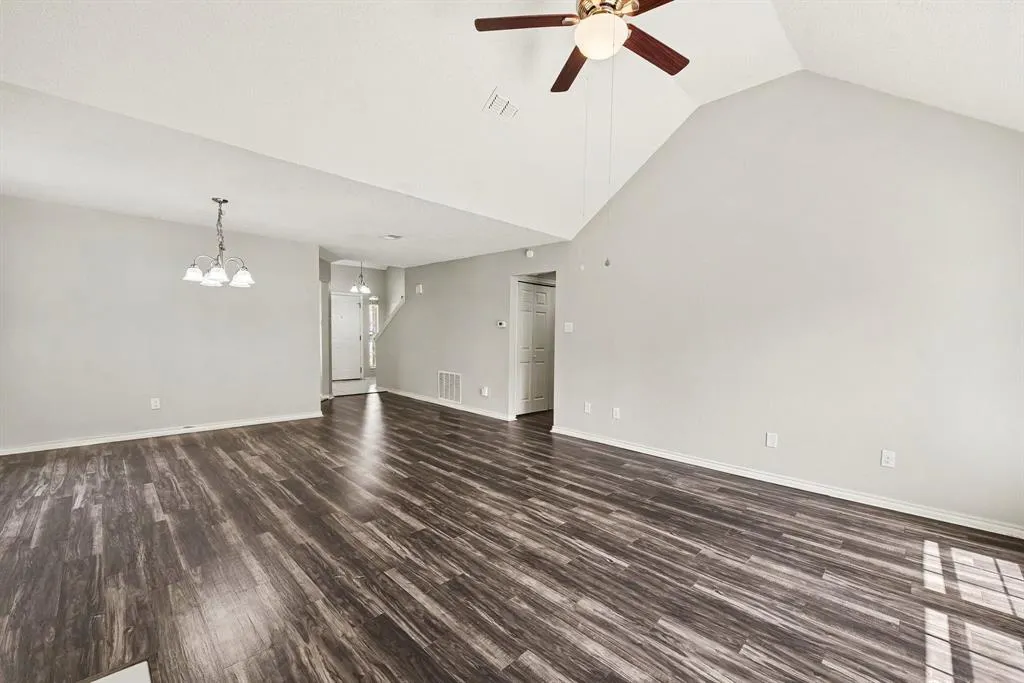 708 Willow Oak Drive