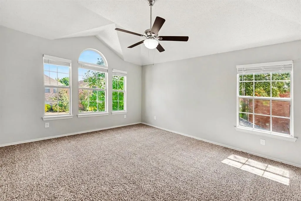 708 Willow Oak Drive