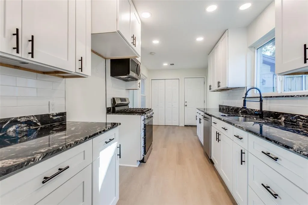 1424 Stagecoach Drive