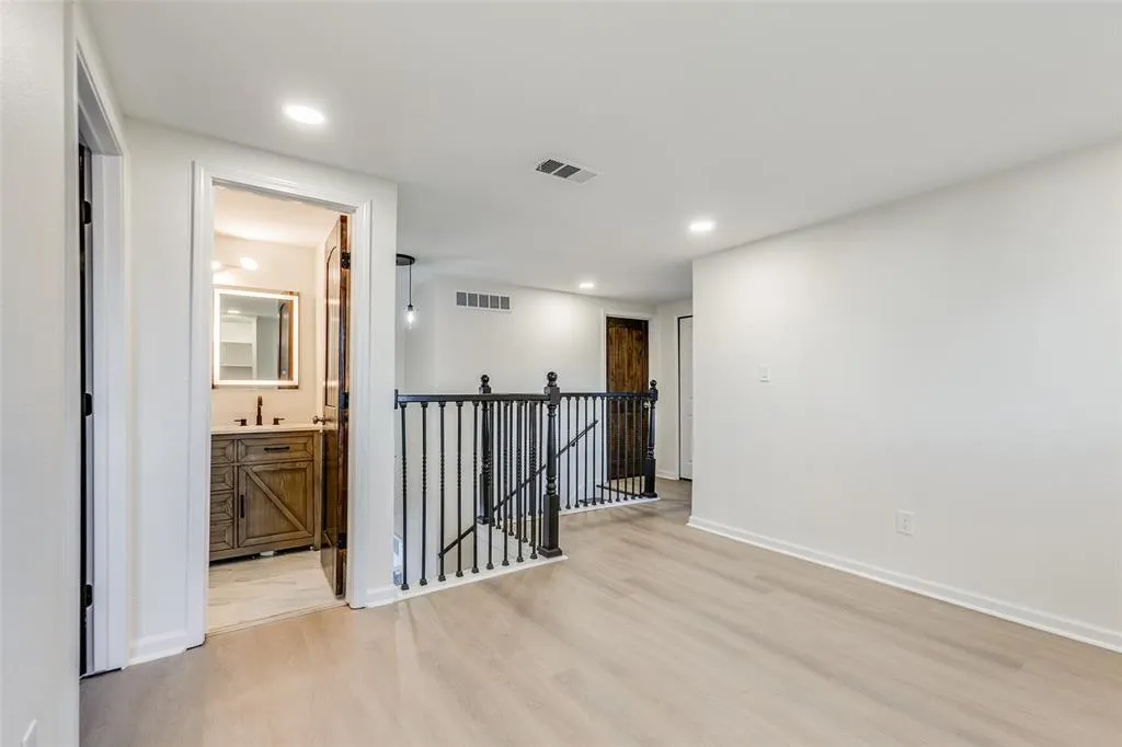 1424 Stagecoach Drive