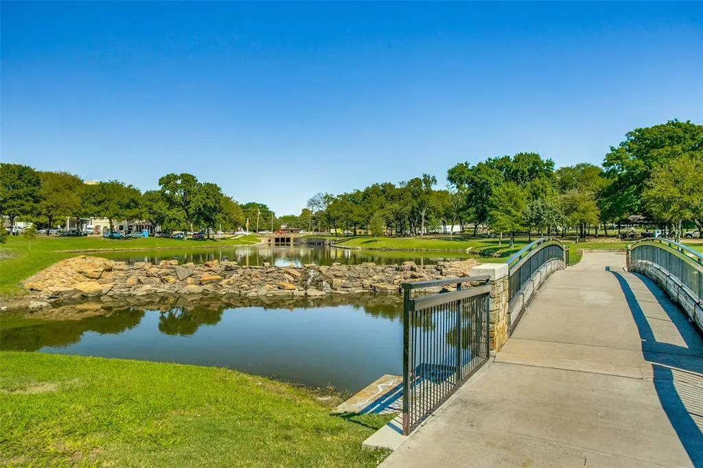 1424 Stagecoach Drive