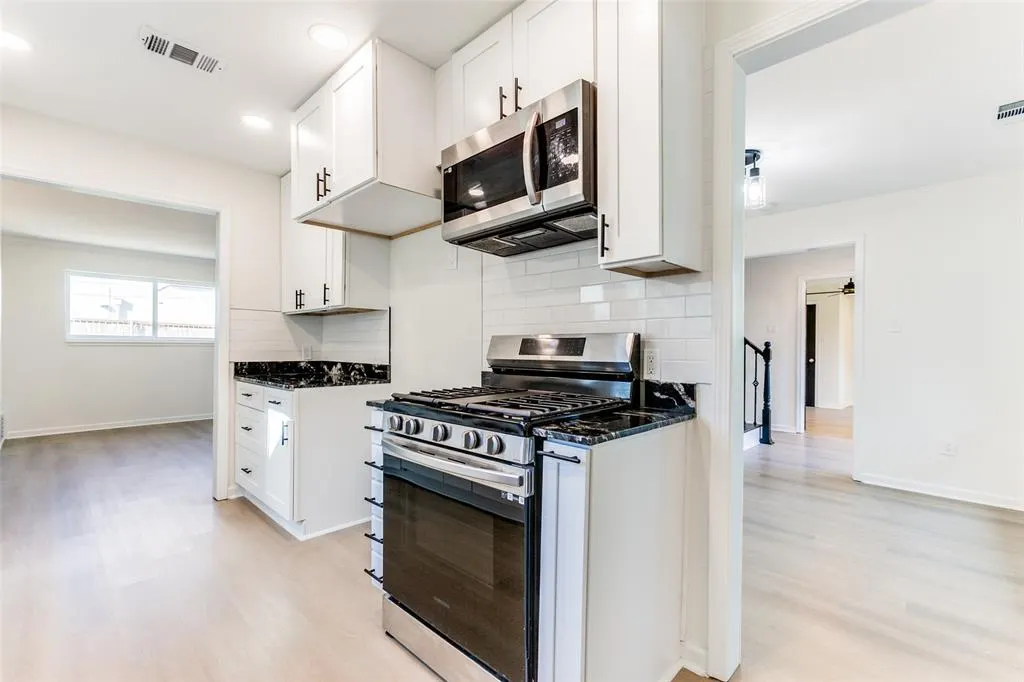 1424 Stagecoach Drive