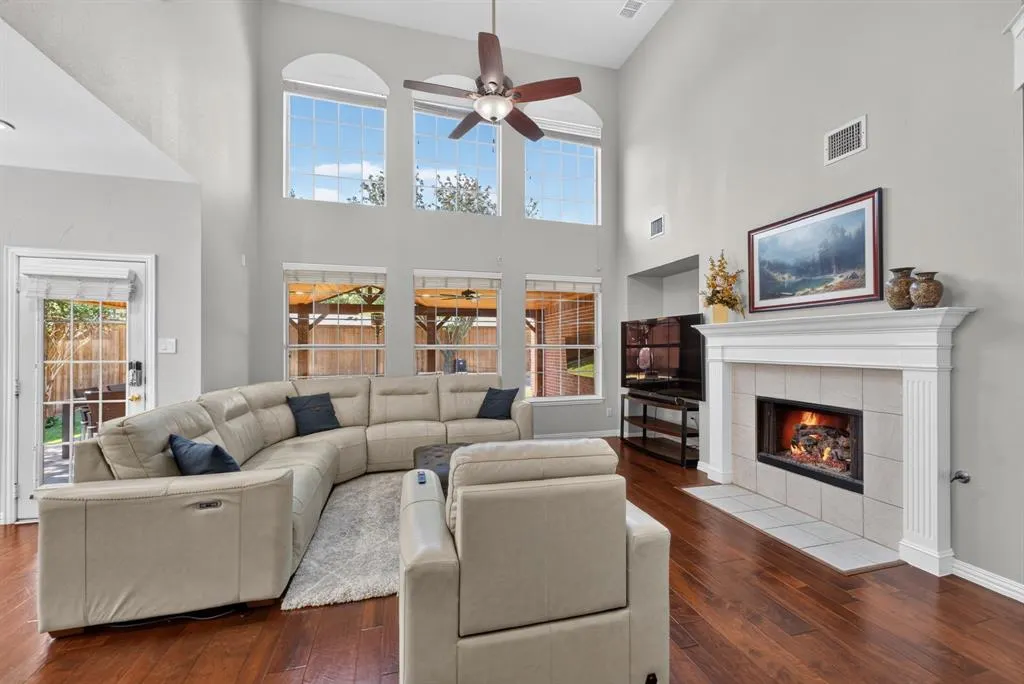 4412 Greenfield Drive