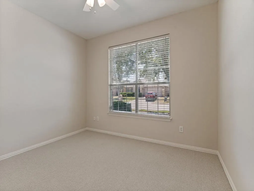 1906 Pecan Grove Drive