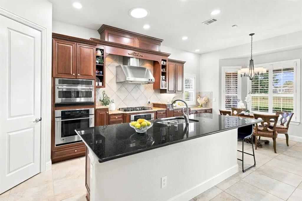 7159 Maumee Valley Court