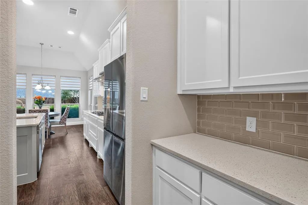 14027 Wheatfield Lane