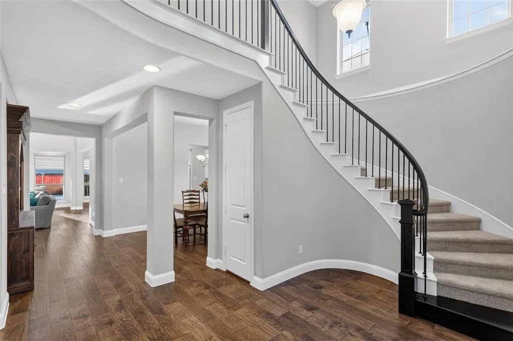 14027 Wheatfield Lane