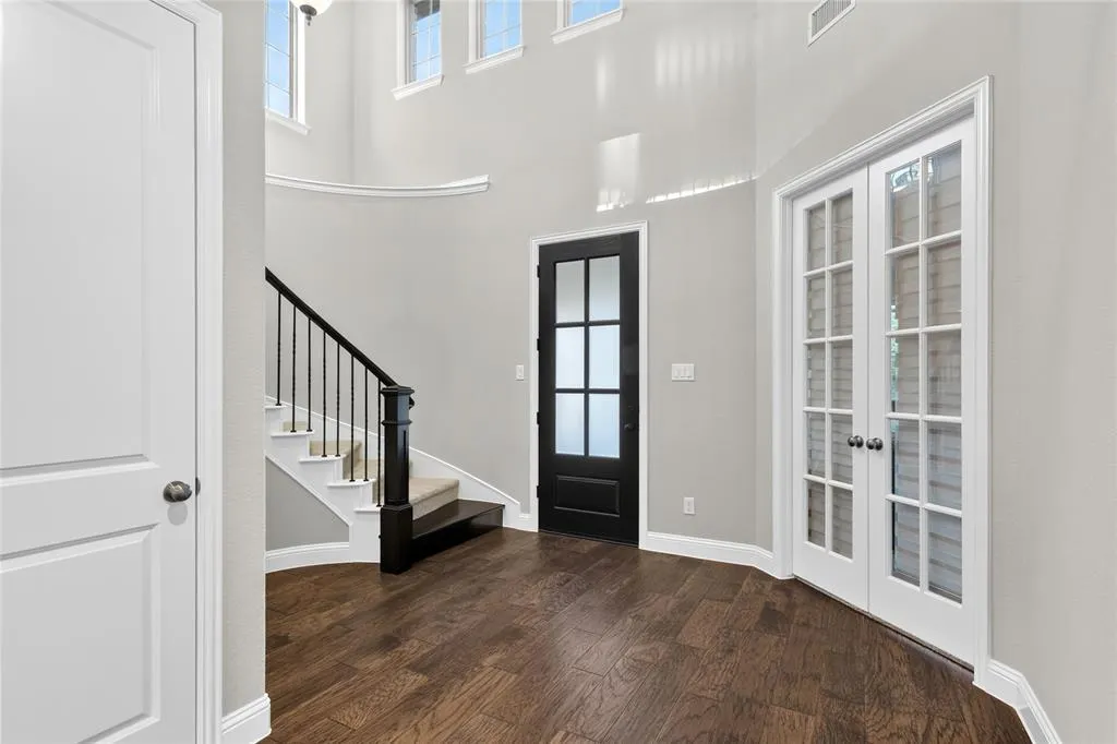 14027 Wheatfield Lane