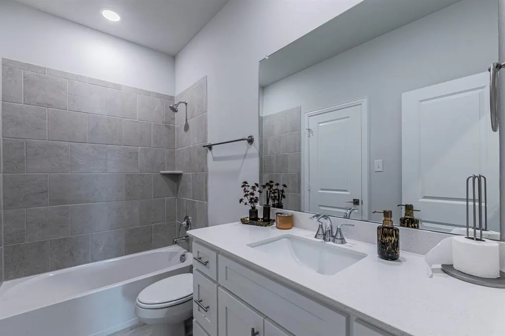 1301 Castiglione Lane