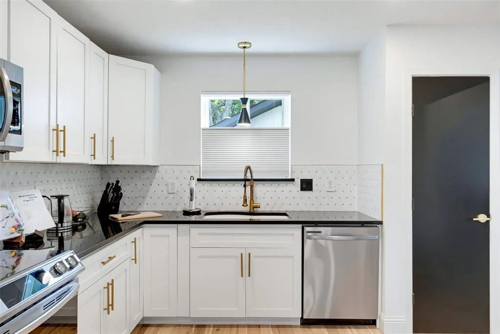 2914 Whitemarsh Circle