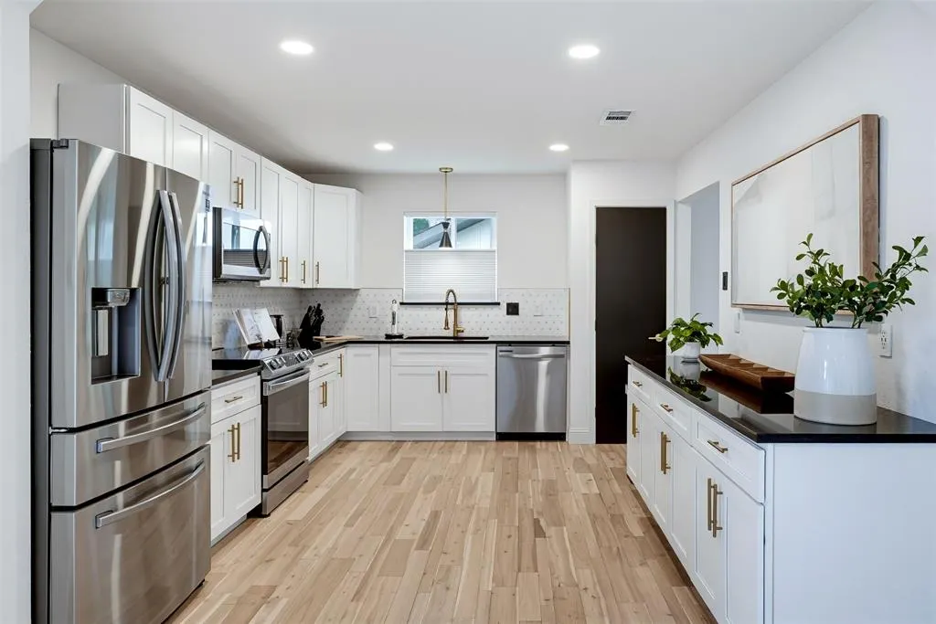 2914 Whitemarsh Circle