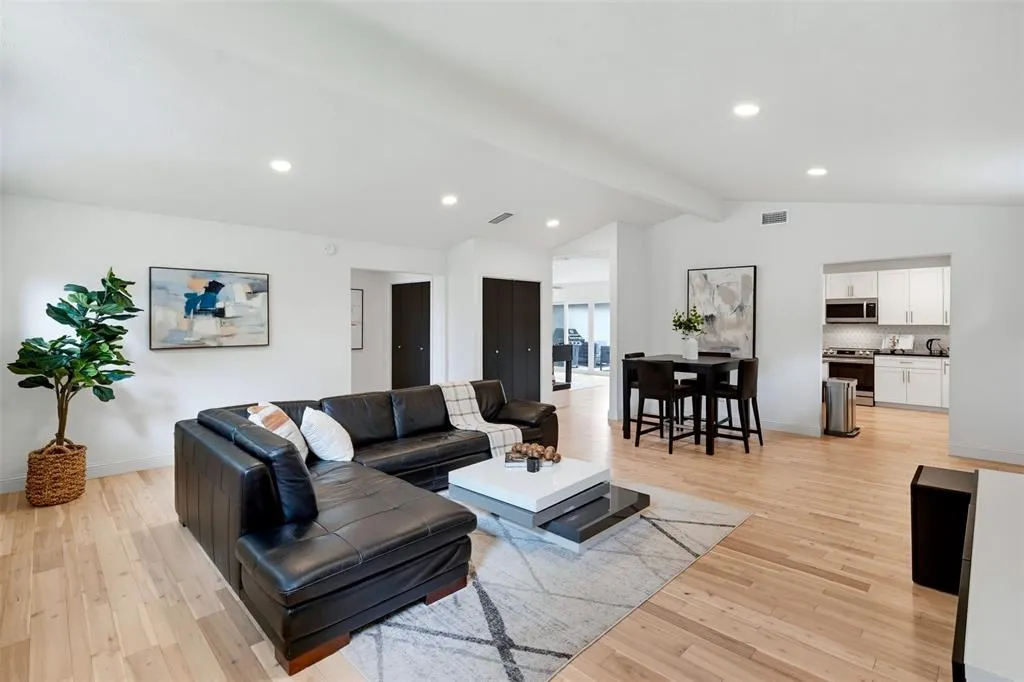 2914 Whitemarsh Circle